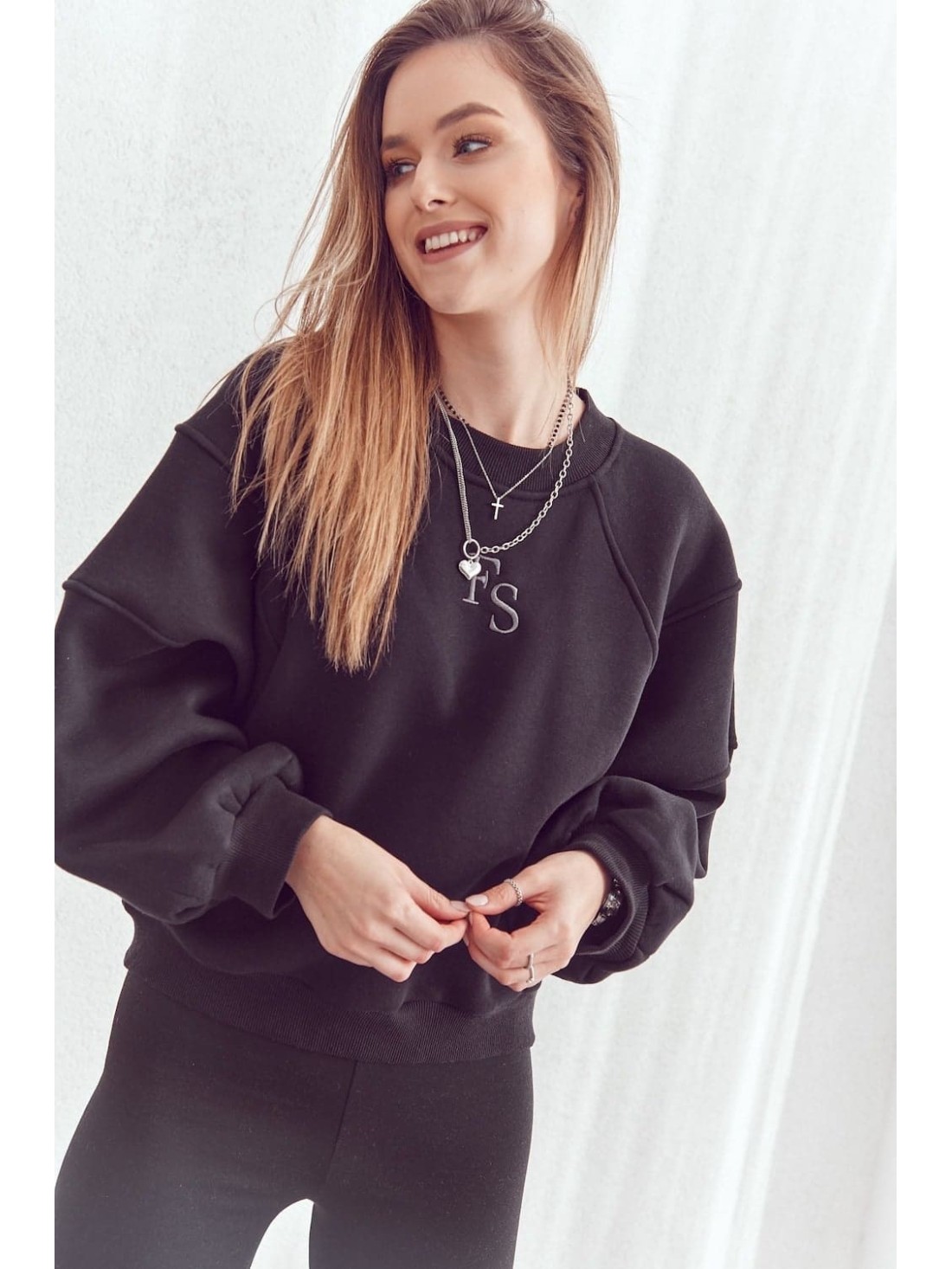 Loose, insulated sweatshirt with leggings, black FI693 - Online store - Boutique